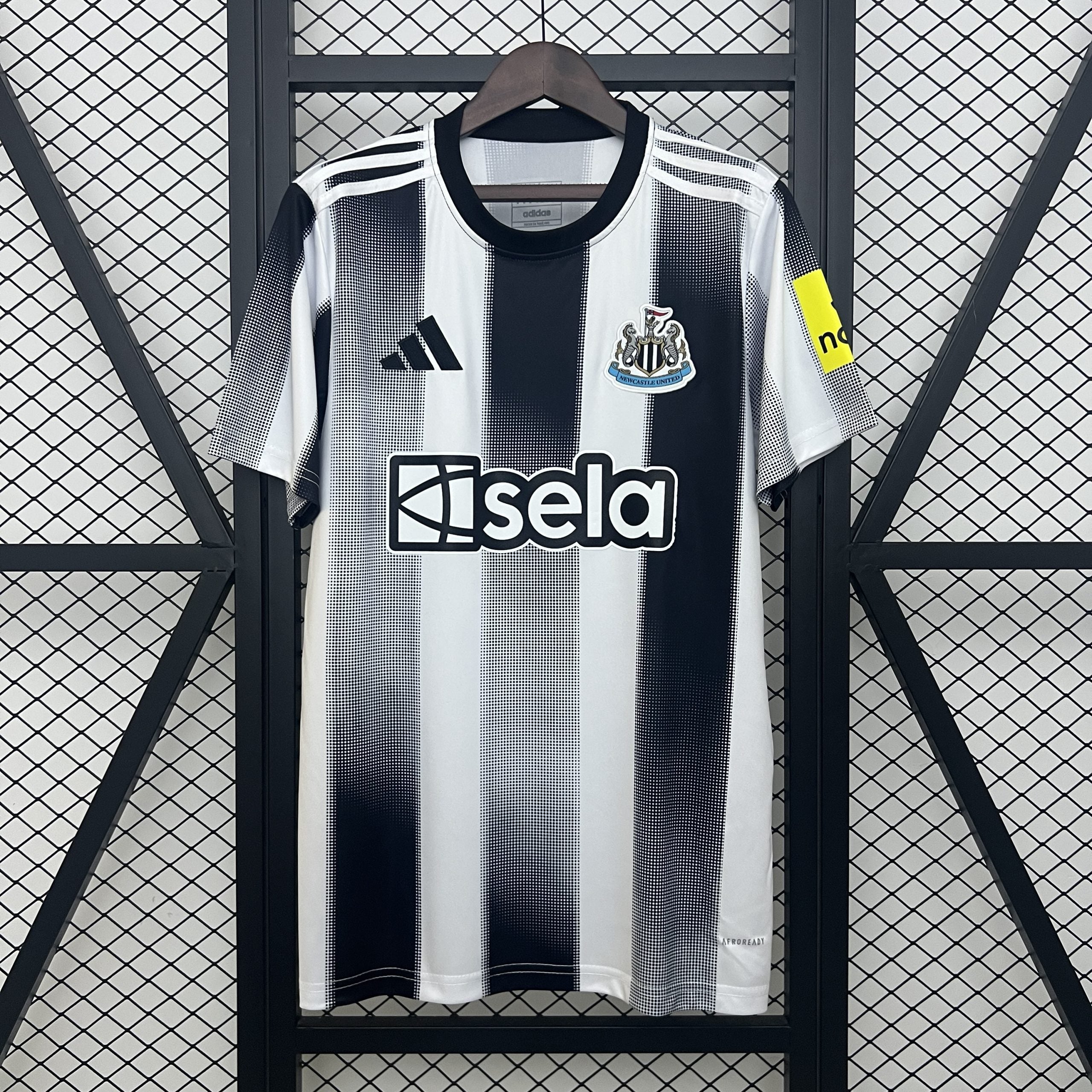 Camiseta Newcastle 25-26